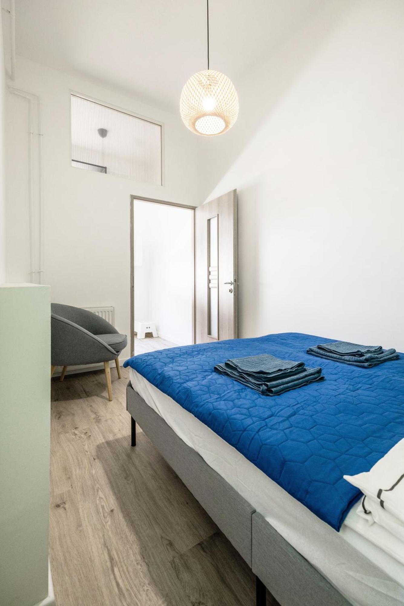 Apartment Stylish And Colourful In The Centre Budapest